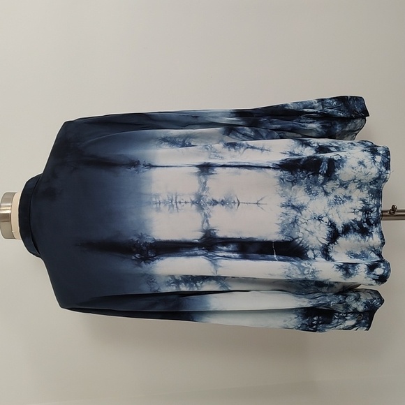 Rock & Republic Blue Tie-Dye Button-Up Shirt/ Size XL - Picture 4 of 9